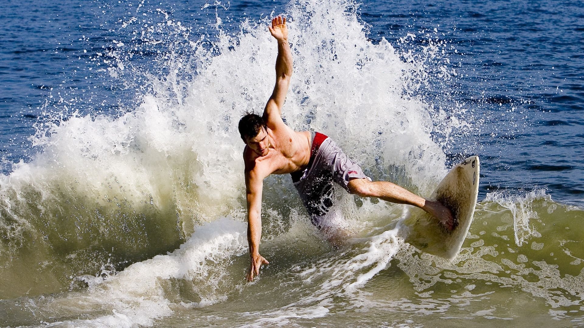 kaiyun开云·官方网站-200蝶转身速度与划频对比